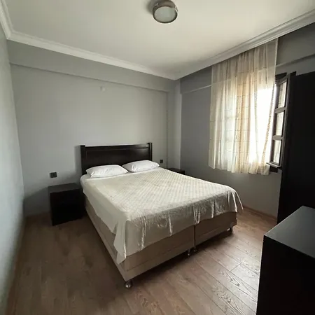 Hotel apartamentowy Yalcinkaya Tas Çeşme